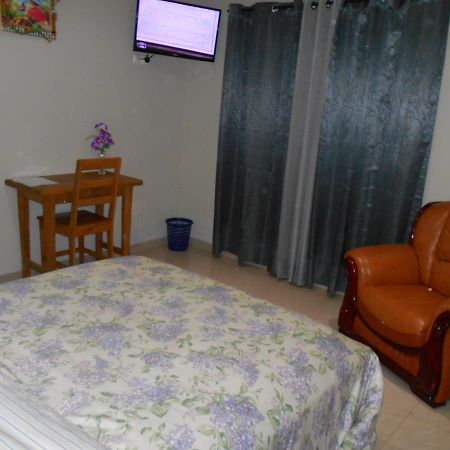 Agla Hotel Lomé Zewnętrze zdjęcie