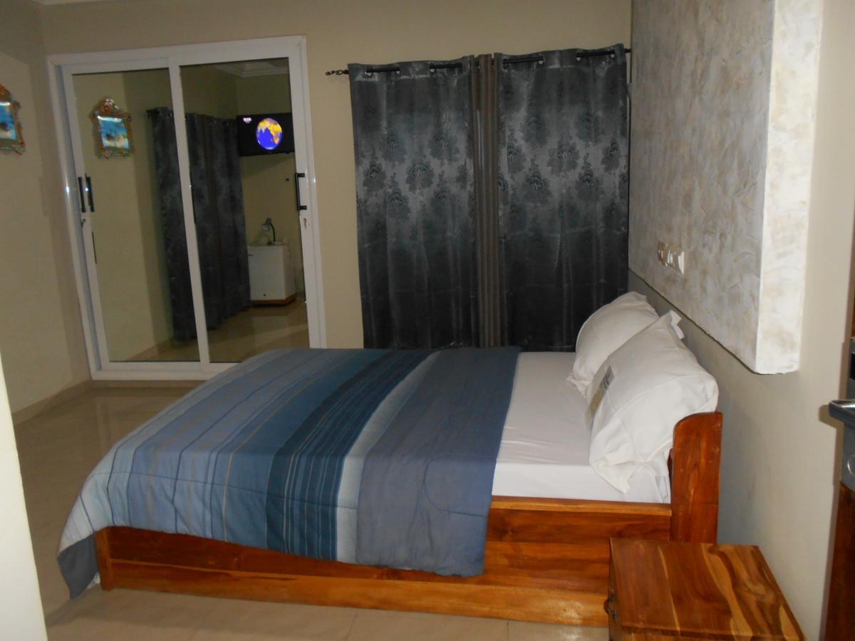 Agla Hotel Lomé Zewnętrze zdjęcie